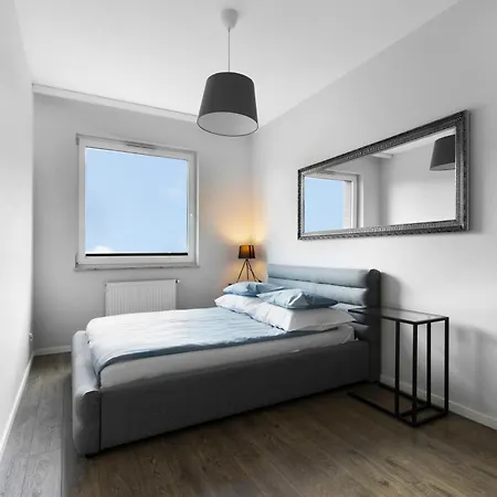Blue Raven Downtown Apartment